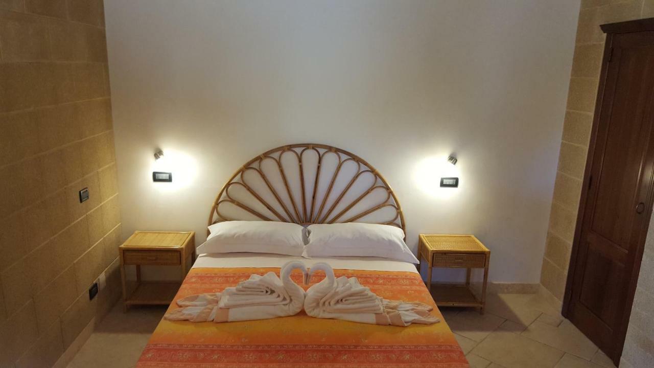 Villa Boschetto B&B - Apartments Maruggio Bagian luar foto